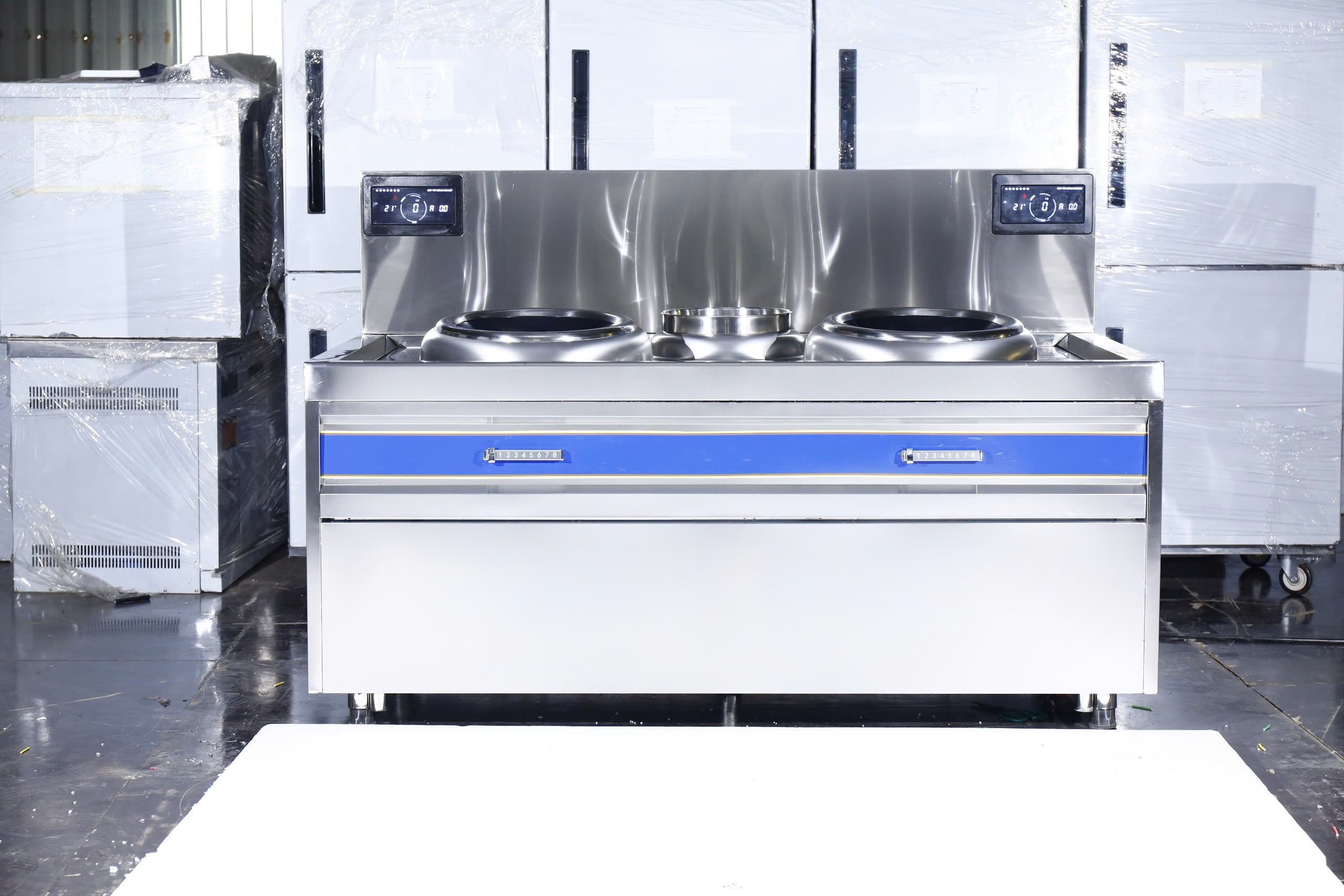 Bếp từ công nghiệp đôi 12KWx2 mặt lõm