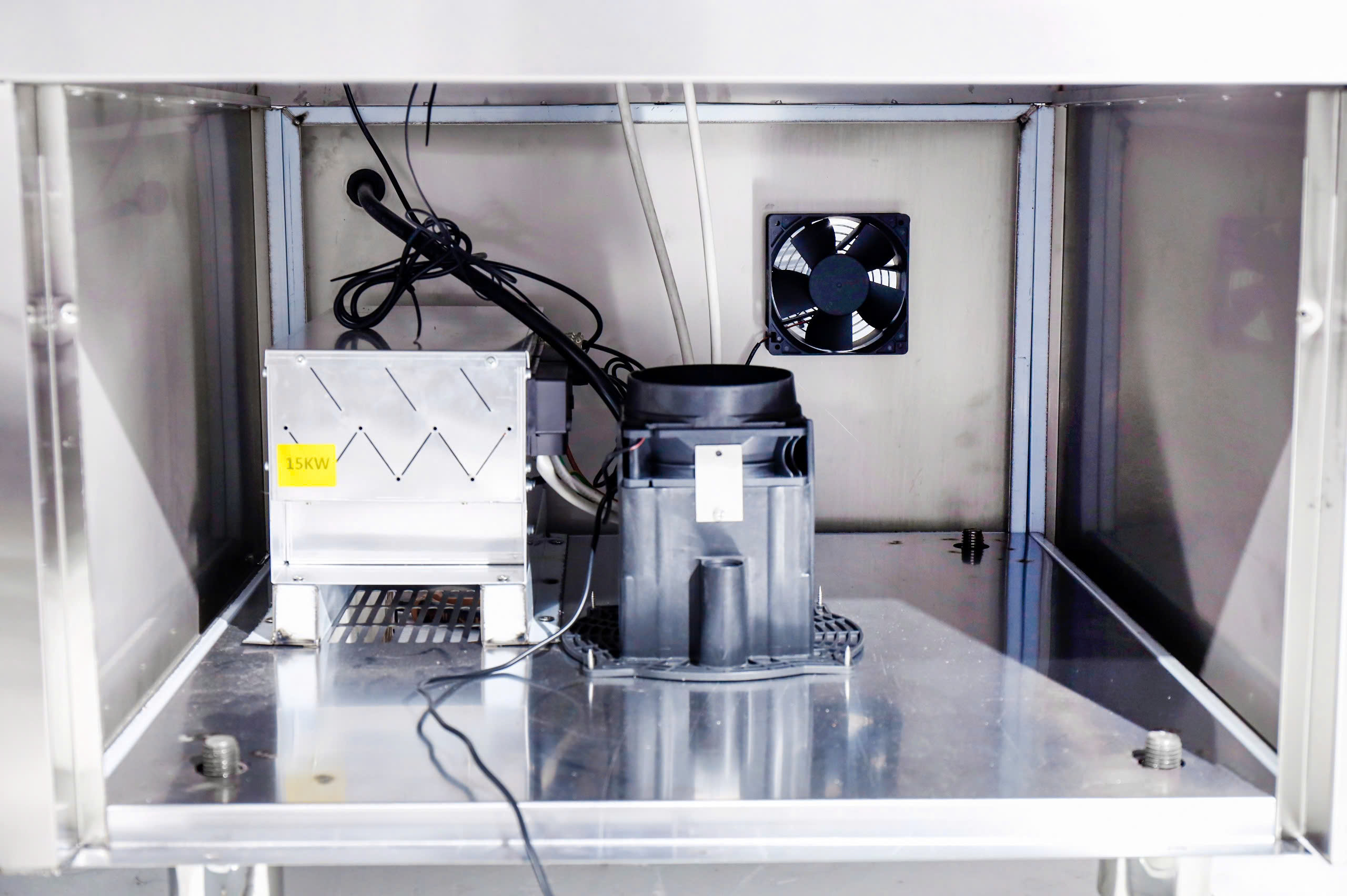 Ảnh 5 của Bếp từ công nghiệp đôi 8KWx2 mặt lõm